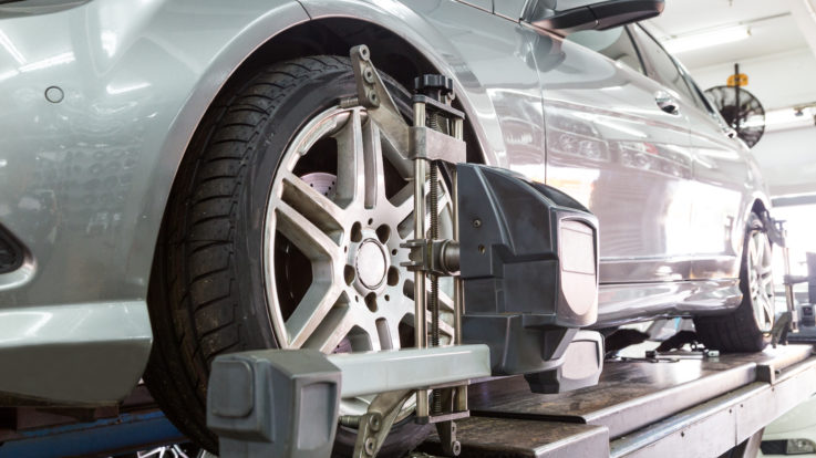 Four Important Reasons to Get Your Tire Alignment Today