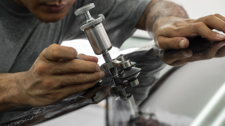 Why Get Professional Auto Glass Repair?